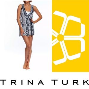 New Trina Turk Women Chevron Wrap Small $156